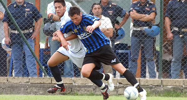 Francesco PISTOLESI con la maglia del Latina calcio - RIPRODUZIONE RISERVATA