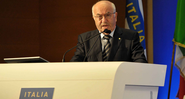 Tavecchio nuovo presidente Figc