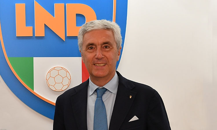 Via ai campionati, il saluto del Presidente della Lnd